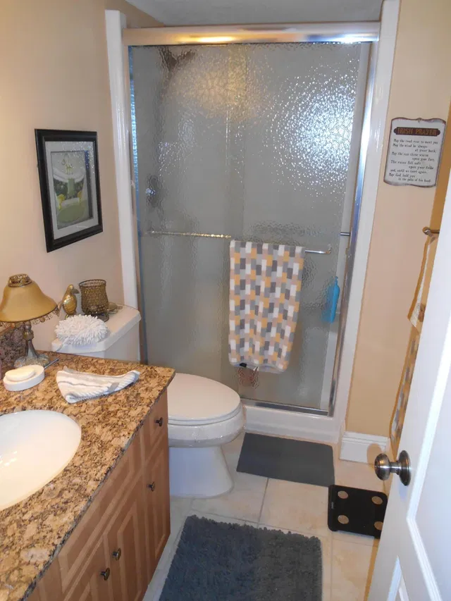 Unit 406 photo 24