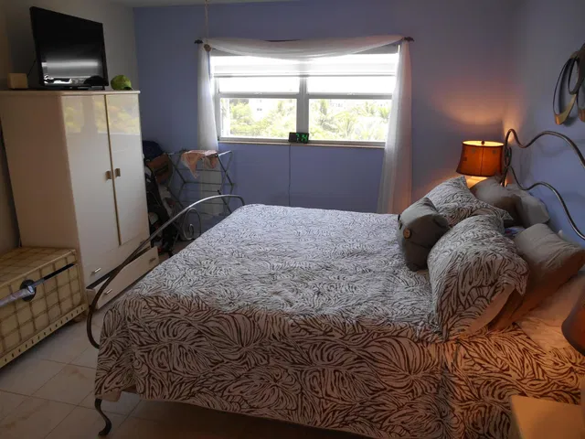 Unit 406 photo 26