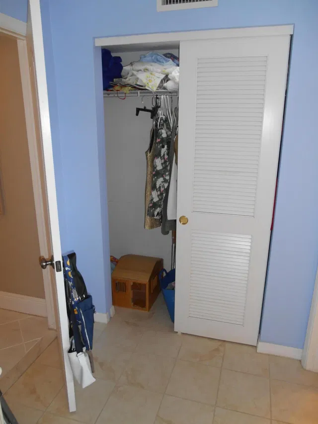 Unit 406 photo 27