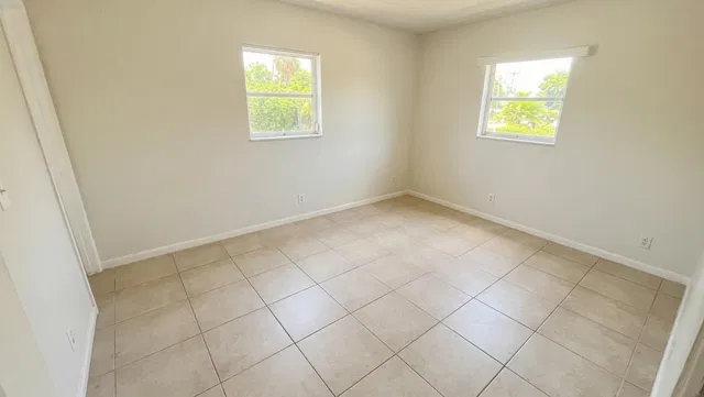 Unit 111 photo 12