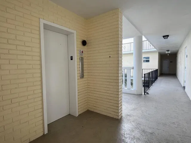 Unit 202 photo 3