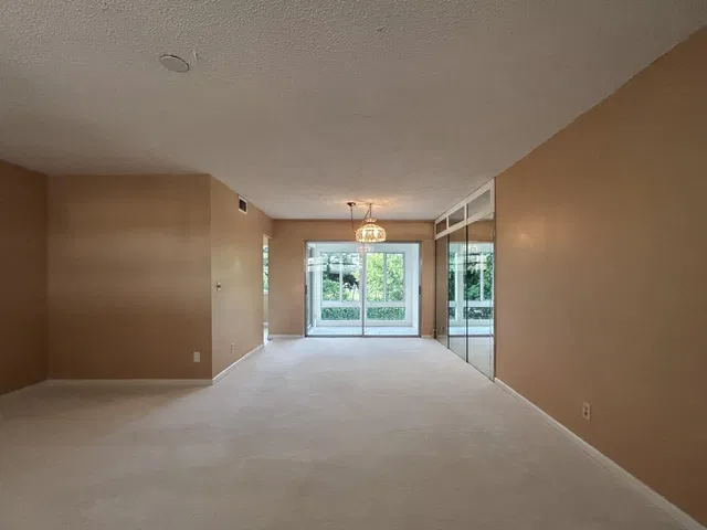 Unit 202 photo 9