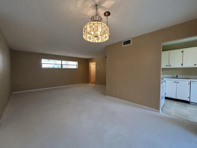 Unit 202 photo 11