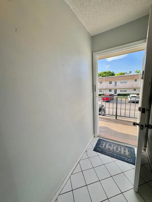  Residence photo 23