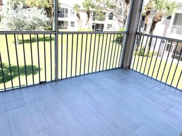 Residence photo 14
