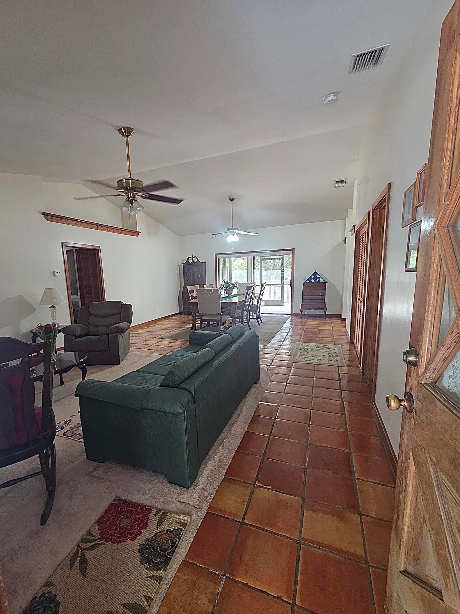 Residence photo 18