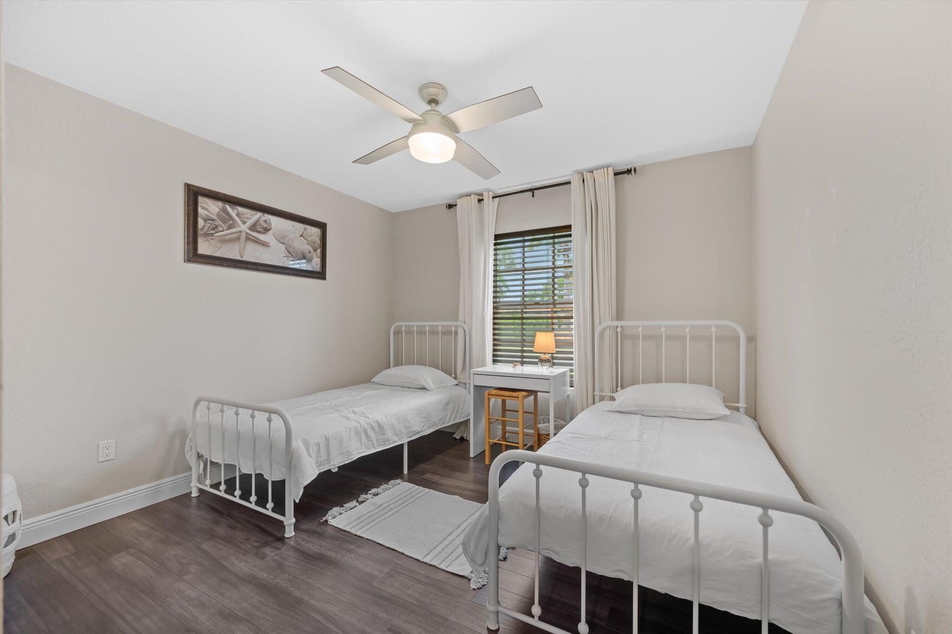 Residence photo 24