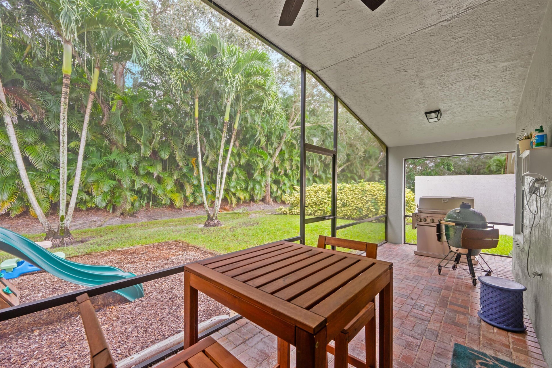 Residence photo 34