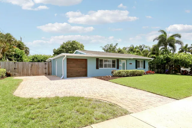 Residence photo 3