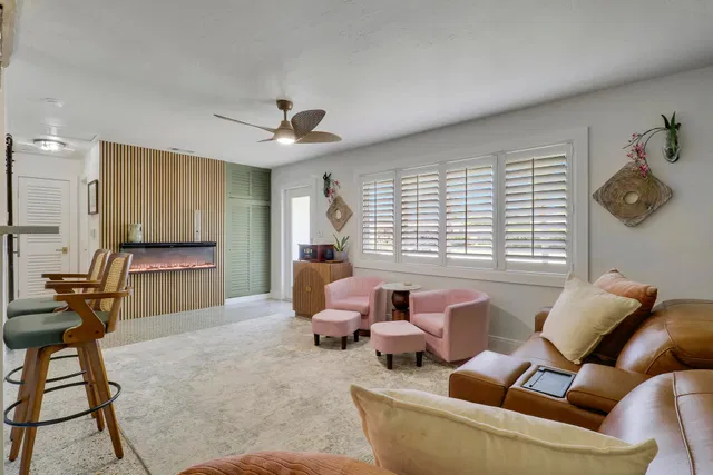 Residence photo 9