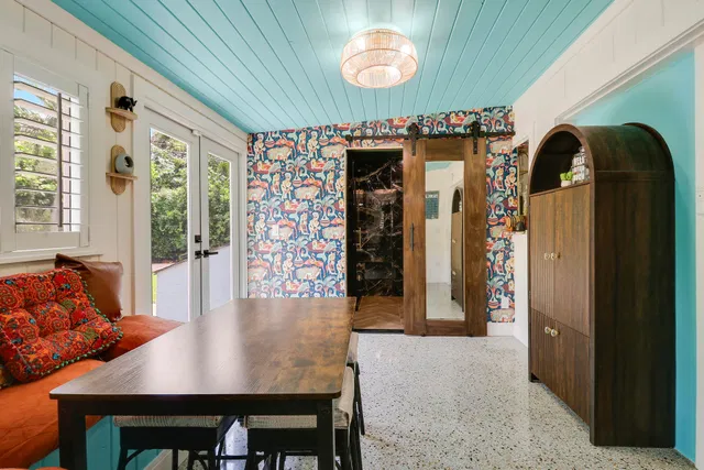 Residence photo 20