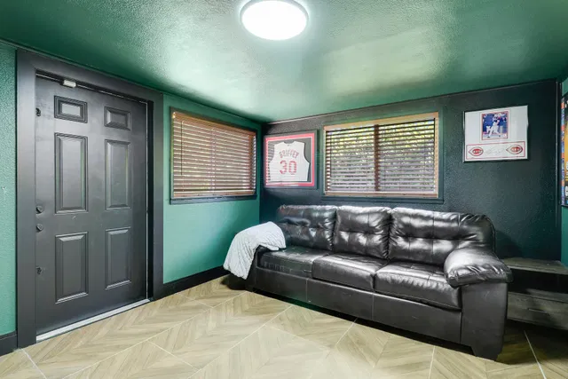 Residence photo 30