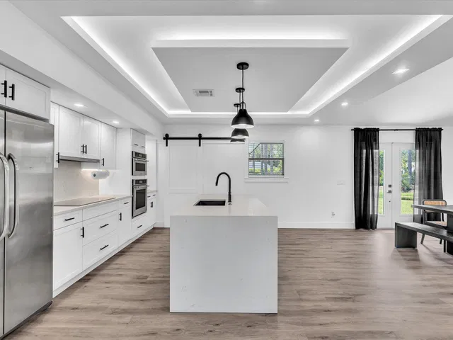 Residence photo 18