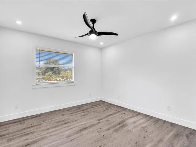 Residence photo 33