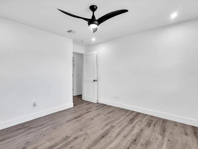 Residence photo 34