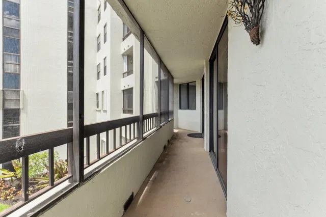 Unit 201 photo 27