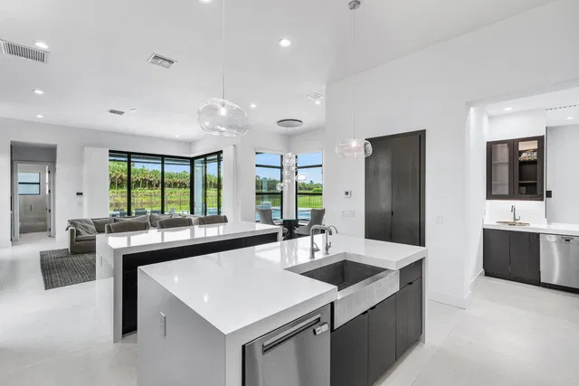 Boca Bridges Residence photo 14