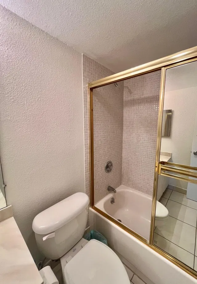 Unit 301 photo 27