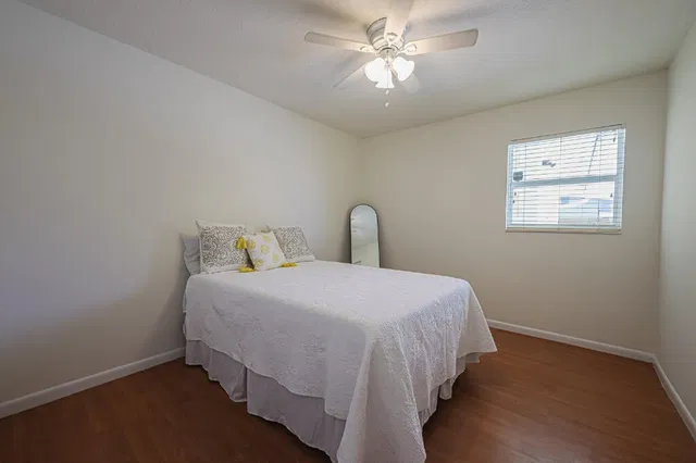 Residence photo 12