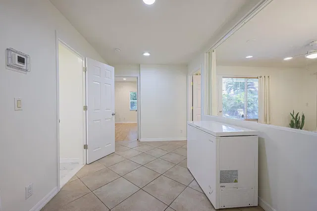 Residence photo 33