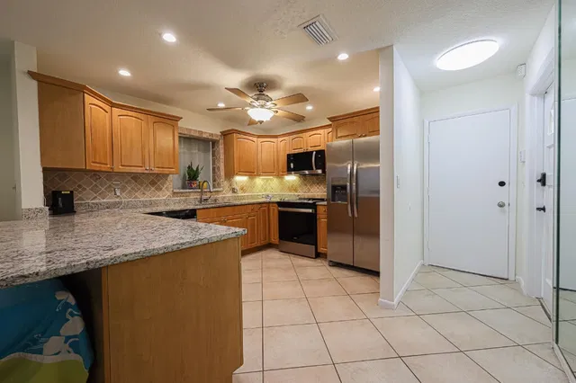 Residence photo 35