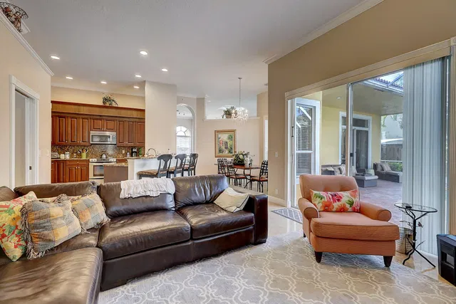 Residence photo 20