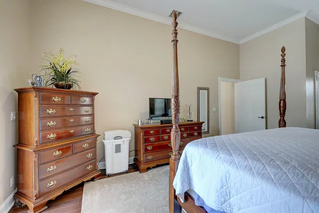 Residence photo 25