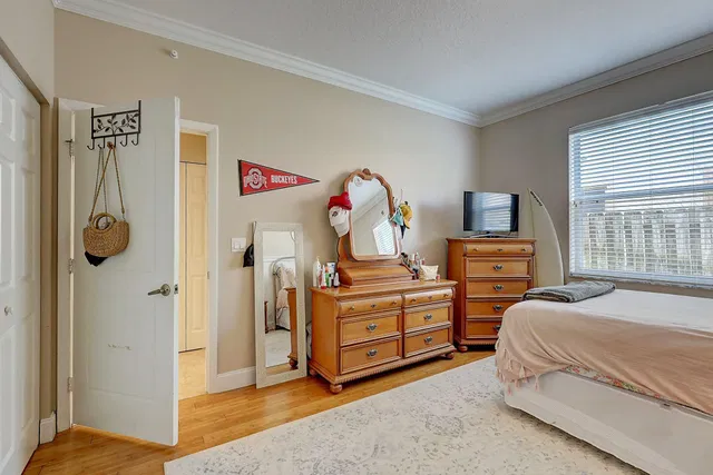 Residence photo 33