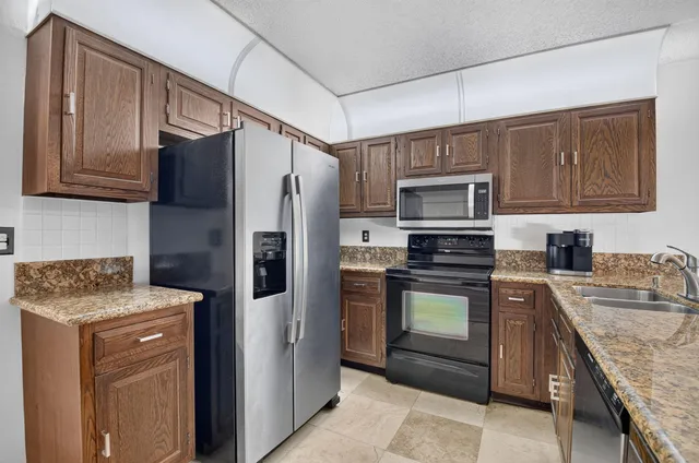 Residence photo 11