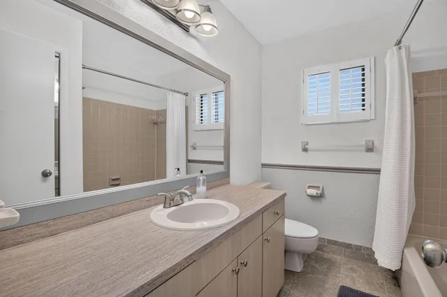 Residence photo 26