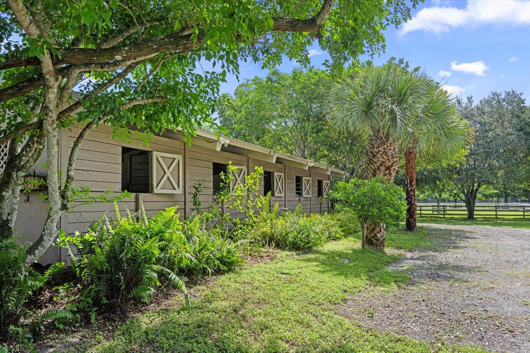 Residence photo 7