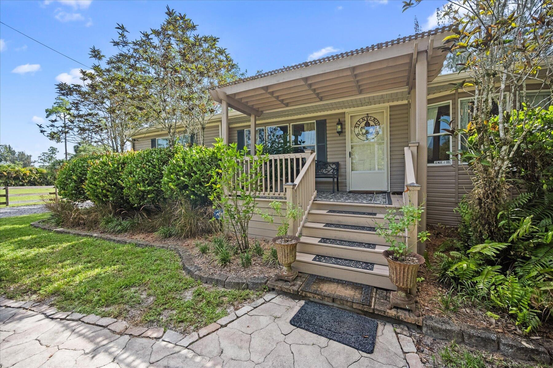 Residence photo 22