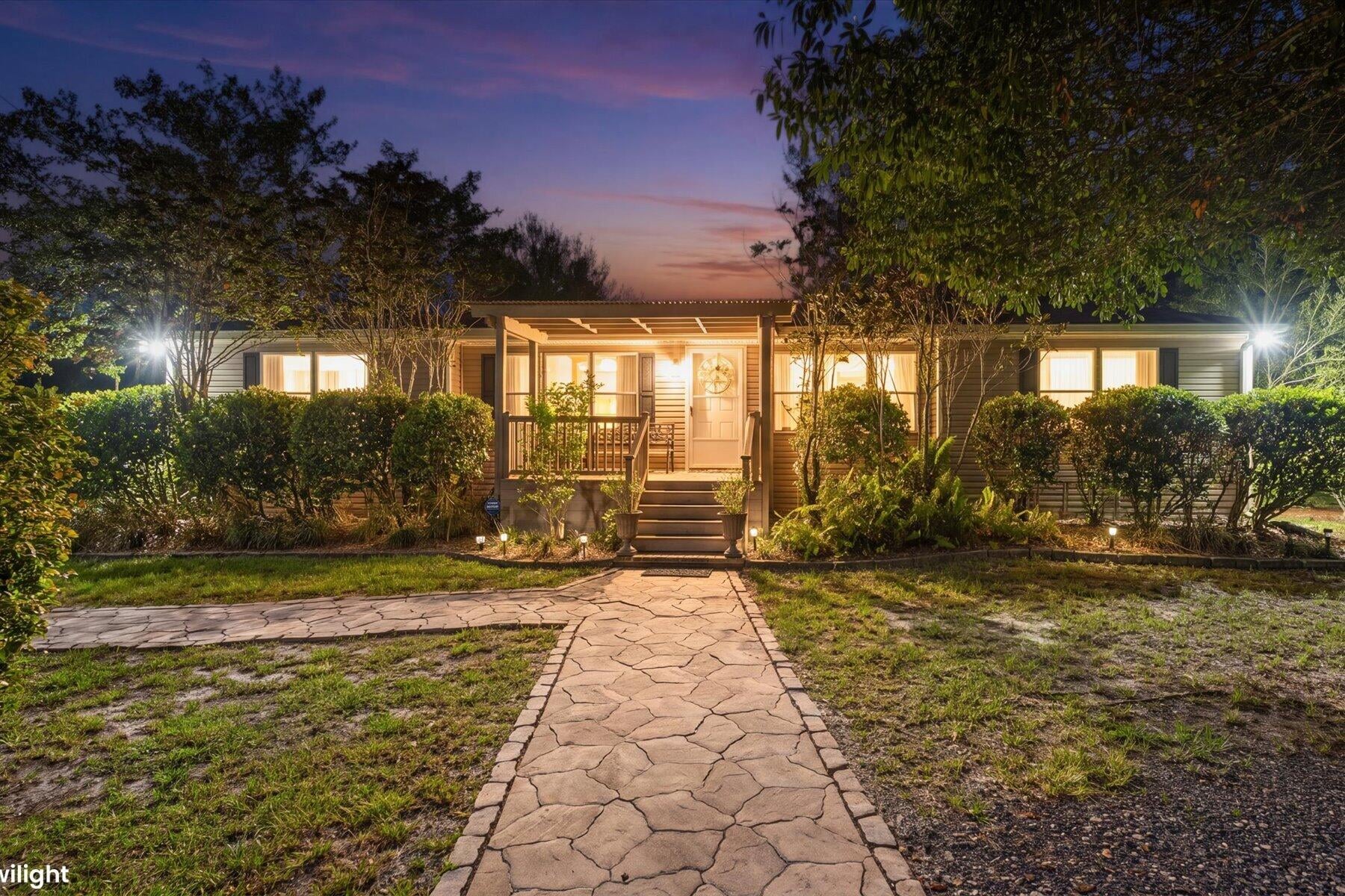 Residence photo 25