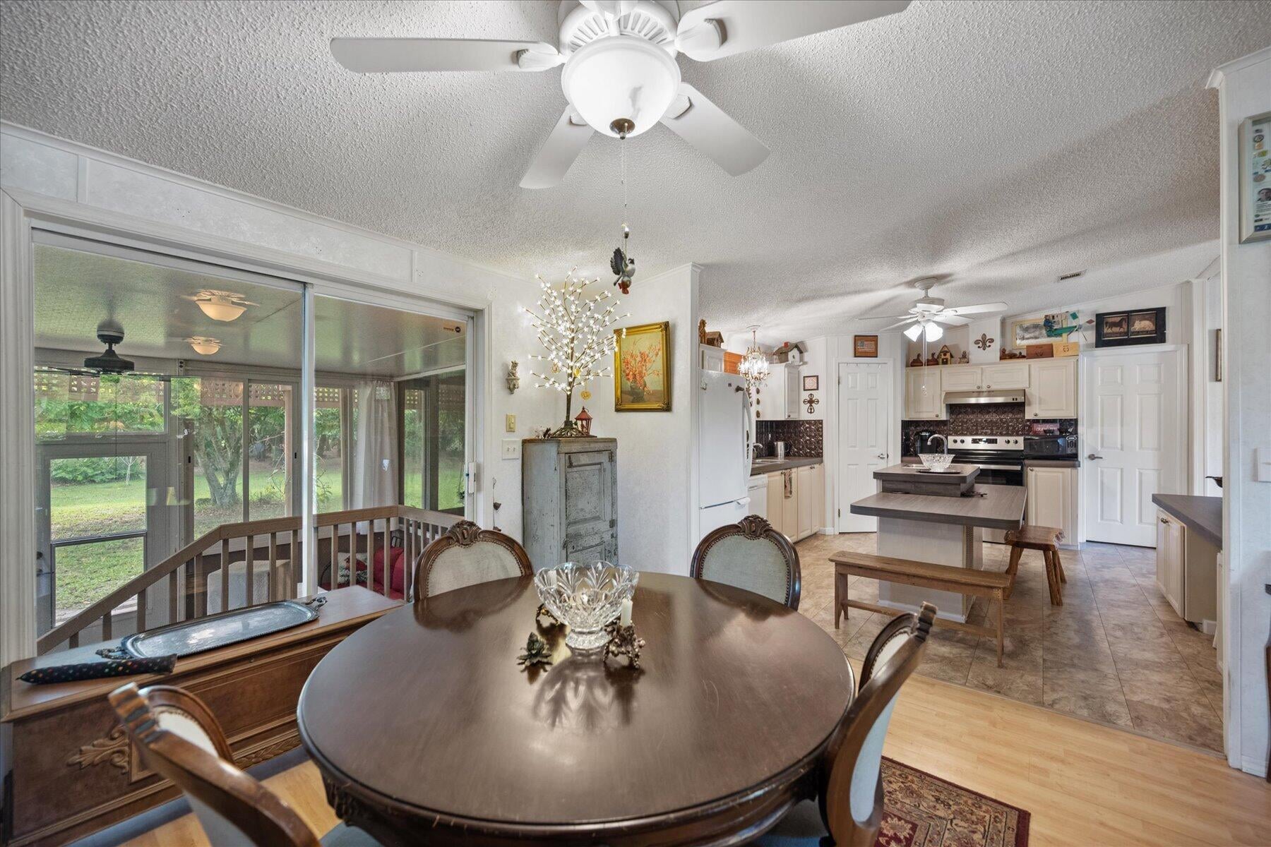 Residence photo 28