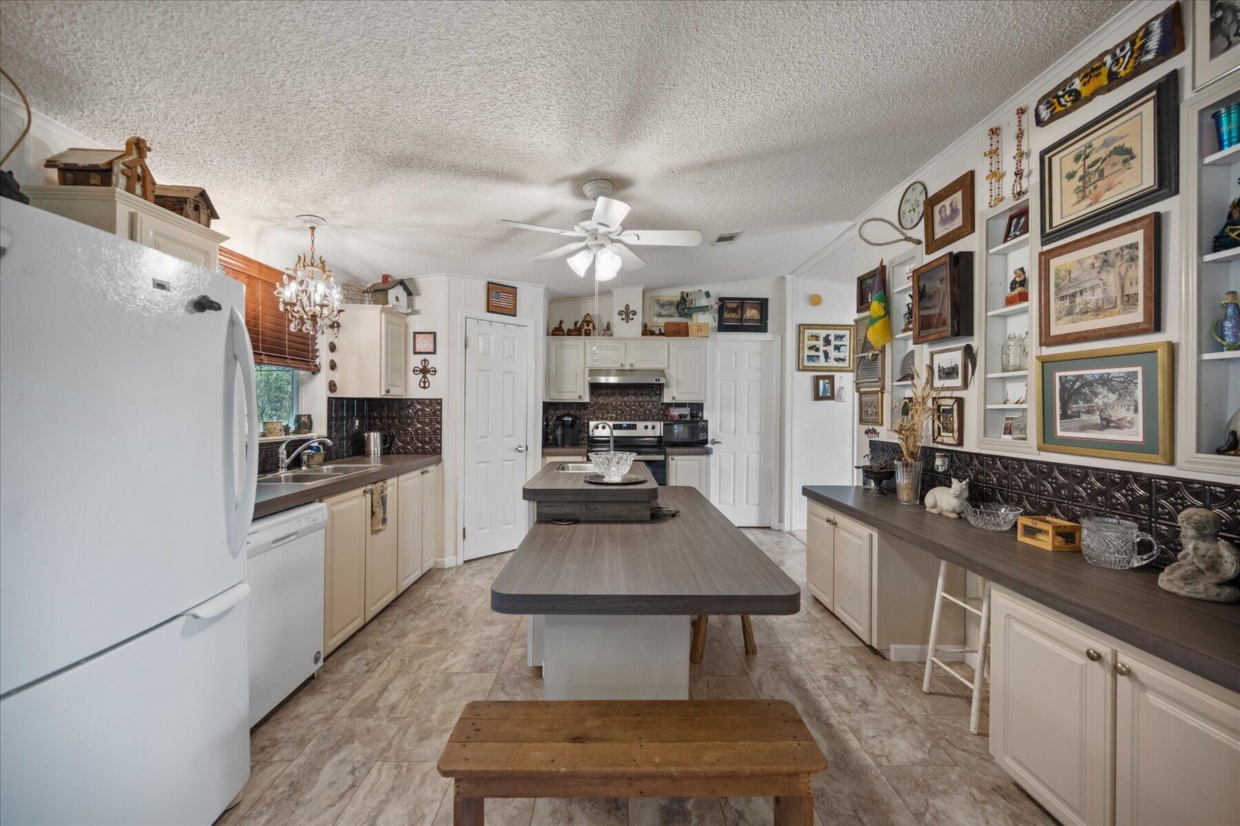 Residence photo 30