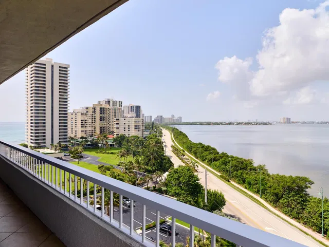 Water Glades Unit 9D photo 10