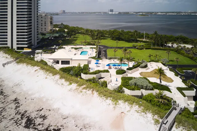 Water Glades Unit 9D photo 30