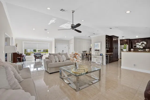 Boca Isles Residence photo 10