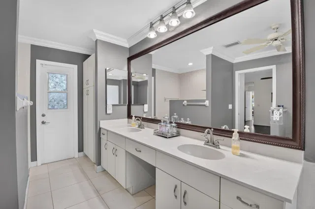 Boca Isles Residence photo 26
