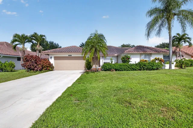 Boca Isles Residence photo 40