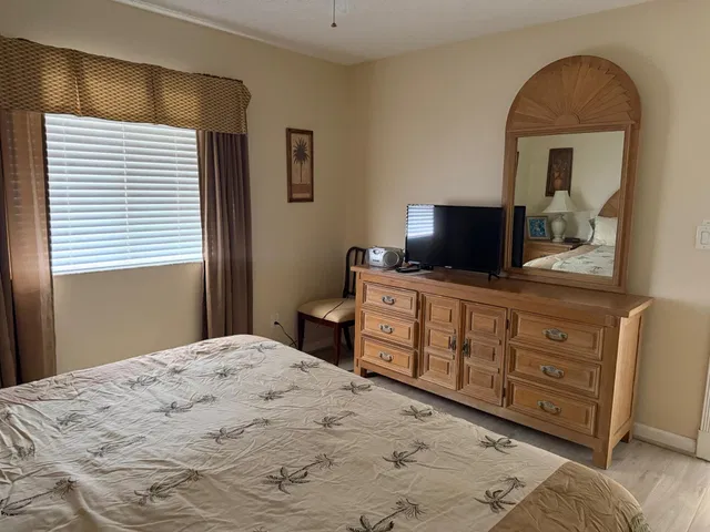 Unit f208 photo 5