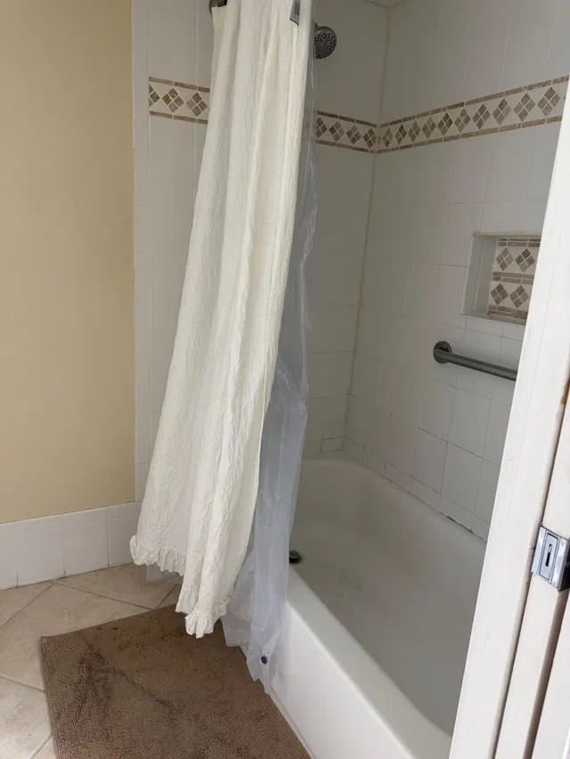 Unit f208 photo 6