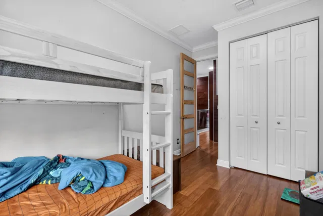 Residence photo 18