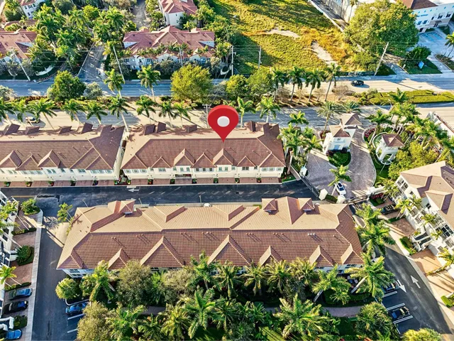 Residence photo 37