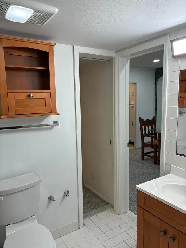  Unit 908 photo 17