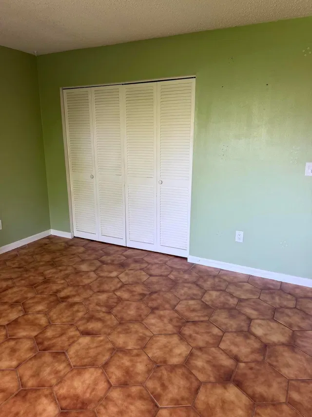 Residence photo 5