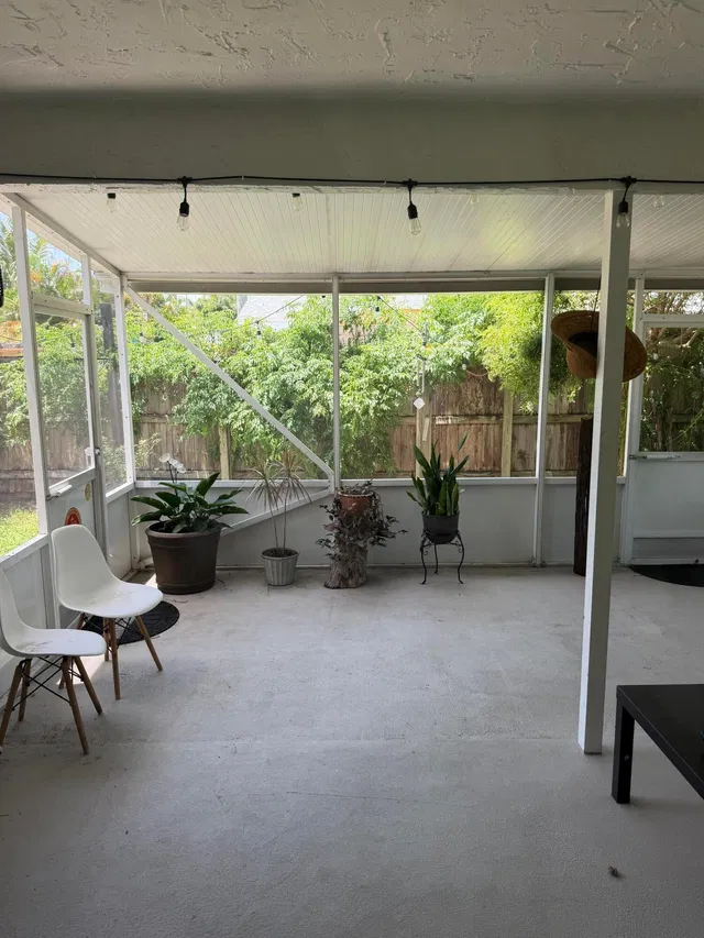 Residence photo 13