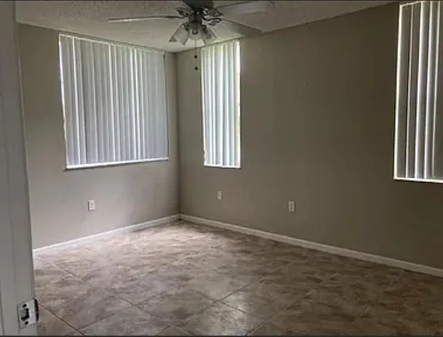 Unit 108 photo 3