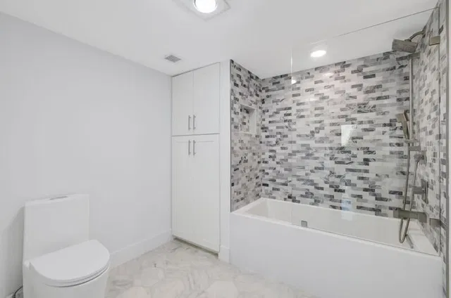 Unit D314 photo 27