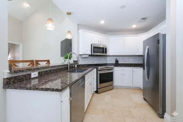 Residence photo 6
